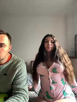 couplepenetration online show from January 2025 01:03:02 PM