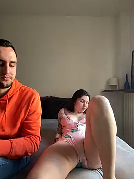 couplepenetration online show from March 2025 12:23:02 PM