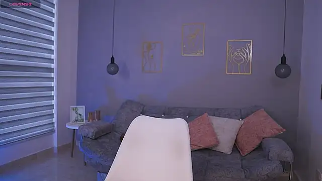 Snapshot of KylaMorrison chatting on March 2025 04:43:02 PM KylaMorrison online show from March 2025 04:43:02 PM