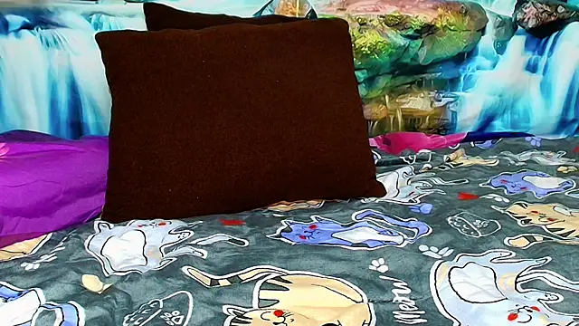 Snapshot of SuchArt_ chatting on March 2025 05:24:02 PM SuchArt online show from March 2025 05:24:02 PM