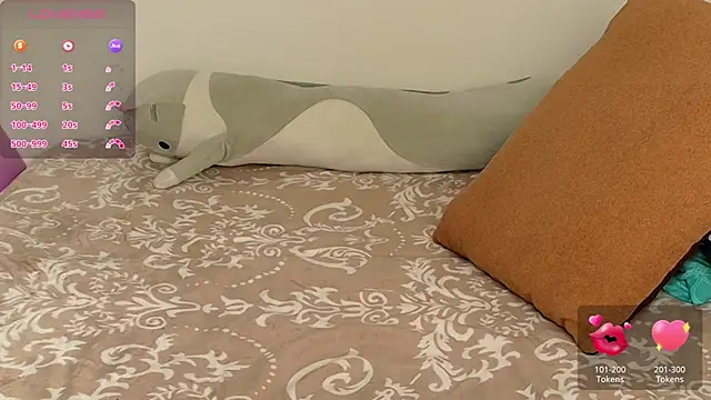 Snapshot of SuchArt_ chatting on January 2026 05:18:01 PM SuchArt online show from January 2026 05:18:01 PM