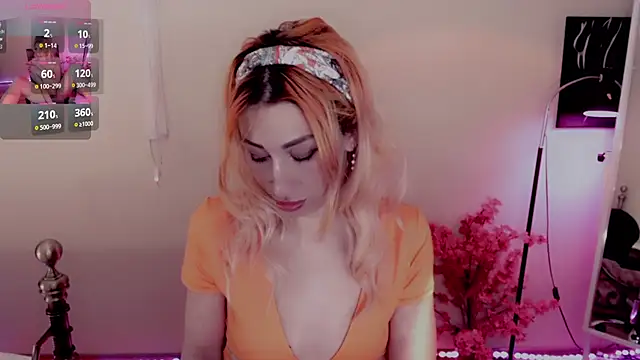 Snapshot of AnnieGOld_ chatting on January 2025 03:06:02 AM AnnieGOld online show from January 2025 03:06:02 AM