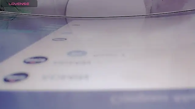 Snapshot of AnnieGOld_ chatting on October 2025 07:14:02 PM AnnieGOld online show from October 2025 07:14:02 PM