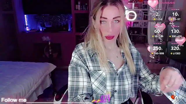 Snapshot of AnnieGOld_ chatting on January 2026 10:46:01 PM AnnieGOld online show from January 2026 10:46:01 PM