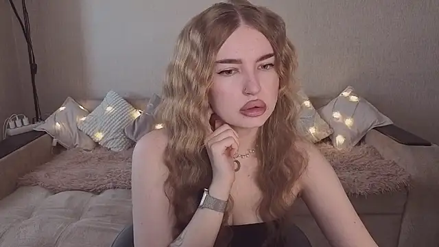 ViolettaLopez online show from March 2026 02:21:02 PM