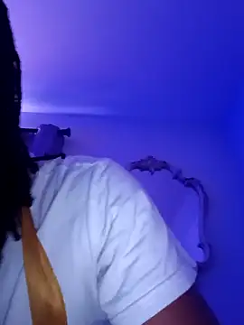 Snapshot of PrinceNoAlbert chatting on February 2025 01:29:01 PM PrinceNoAlbert online show from February 2025 01:29:01 PM