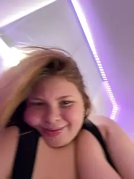 Snapshot of AshlyRouse chatting on March 2025 12:31:02 PM AshlyRouse online show from March 2025 12:31:02 PM