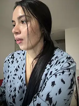 Snapshot of _queen_sofia chatting on February 2025 11:15:01 PM queen sofia online show from February 2025 11:15:01 PM