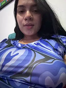 Snapshot of _queen_sofia chatting on February 2025 06:19:01 PM queen sofia online show from February 2025 06:19:01 PM