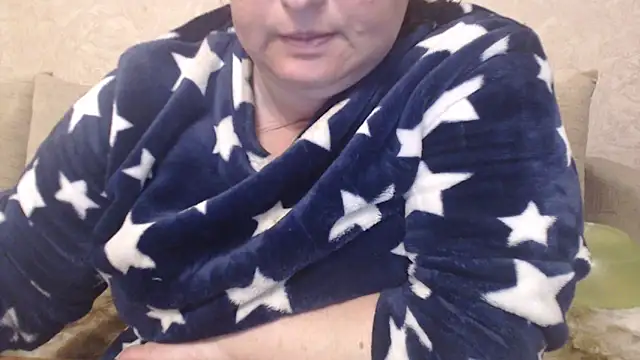 Snapshot of Amy_August chatting on April 2026 05:40:01 PM Amy August online show from April 2026 05:40:01 PM