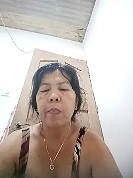 Snapshot of TropicalFlower chatting on December 2025 12:54:01 PM TropicalFlower online show from December 2025 12:54:01 PM