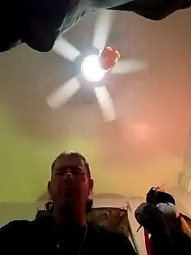 Snapshot of thefire420 chatting on December 2025 11:15:01 AM thefire420 online show from December 2025 11:15:01 AM