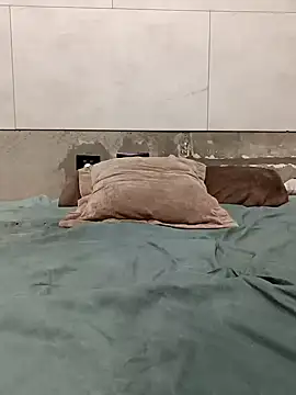 Krasav4ik4ik online show from February 2025 07:35:01 PM