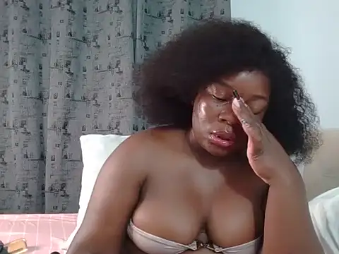 Snapshot of Deliciousgal chatting on June 2026 02:40:01 AM Deliciousgal online show from June 2026 02:40:01 AM
