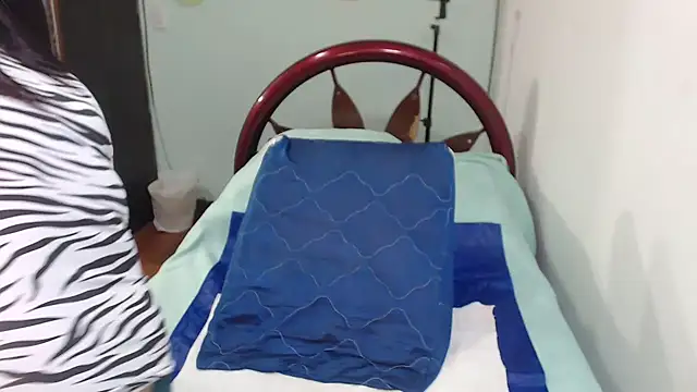 Snapshot of sexytitshot126 chatting on February 2026 12:38:01 AM sexytitshot126 online show from February 2026 12:38:01 AM