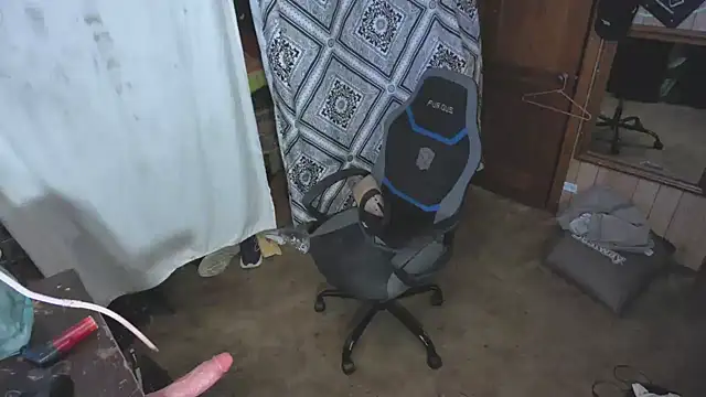 Snapshot of sex4fun_21 chatting on January 2026 12:20:02 PM sex4fun 21 online show from January 2026 12:20:02 PM