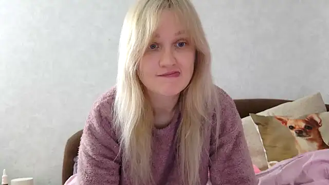 ModelEva online show from October 2025 09:19:02 AM