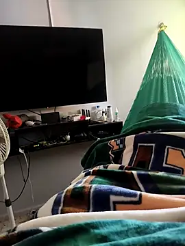 Snapshot of Rubens2431 chatting on February 2026 05:11:02 PM Rubens2431 online show from February 2026 05:11:02 PM