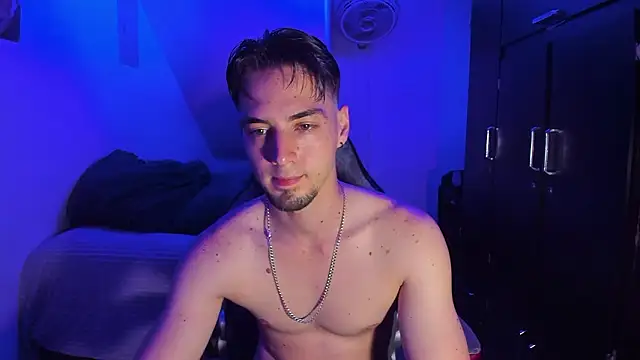 Alex smith00 online show from February 2026 06:46:01 PM