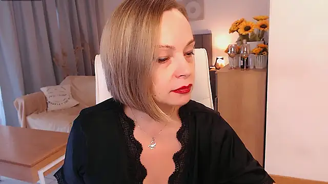 Snapshot of Tilly_Eliot chatting on February 2026 08:29:01 PM Tilly Eliot online show from February 2026 08:29:01 PM