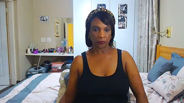 Hotgrannyx online show from December 2024 05:21:02 PM