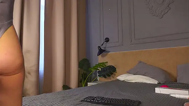 Snapshot of SofiaFoster_ chatting on September 2025 06:39:02 AM SofiaFoster online show from September 2025 06:39:02 AM