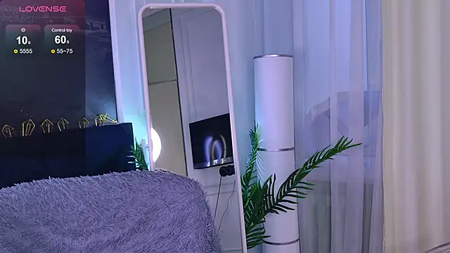 Snapshot of SofiaFoster_ chatting on February 2026 06:01:01 AM SofiaFoster online show from February 2026 06:01:01 AM