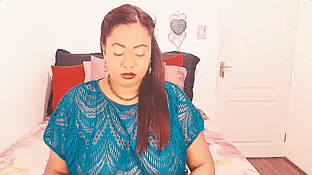 Snapshot of Indianlust69 chatting on December 2024 08:36:02 AM Indianlust69 online show from December 2024 08:36:02 AM