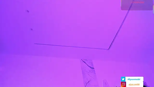 alysson 18 online show from May 2026 01:08:01 PM