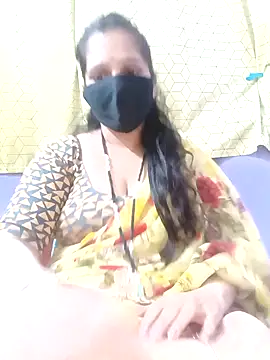 Snapshot of Rising_Smiler chatting on December 2024 09:28:02 PM Rising Smiler online show from December 2024 09:28:02 PM