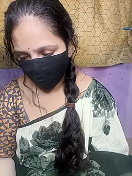 Snapshot of Rising_Smiler chatting on February 2025 10:15:02 AM Rising Smiler online show from February 2025 10:15:02 AM