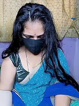 Snapshot of Rising_Smiler chatting on February 2025 07:39:02 AM Rising Smiler online show from February 2025 07:39:02 AM