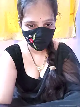 Snapshot of Rising_Smiler chatting on October 2025 09:26:02 AM Rising Smiler online show from October 2025 09:26:02 AM