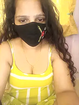 Snapshot of Rising_Smiler chatting on December 2025 08:01:01 AM Rising Smiler online show from December 2025 08:01:01 AM