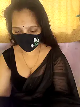 Snapshot of Rising_Smiler chatting on December 2025 08:52:01 AM Rising Smiler online show from December 2025 08:52:01 AM