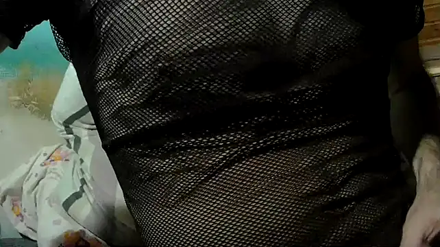 Snapshot of porno-freak chatting on December 2024 05:18:02 AM porno-freak online show from December 2024 05:18:02 AM