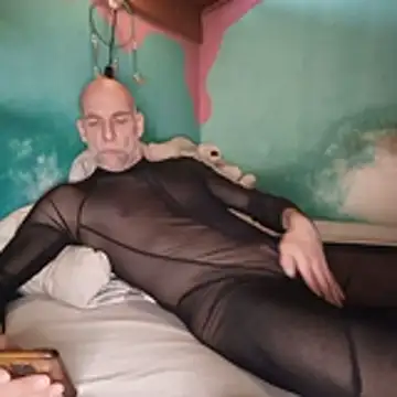 porno-freak online show from April 2026 10:21:02 PM