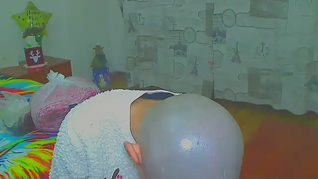 hotSANDRA STARR online show from December 2025 12:38:02 AM