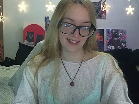 SecretSophia online show from December 2025 10:17:02 PM