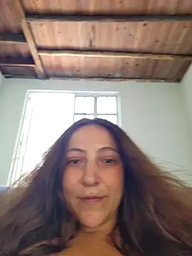 VickyHoult online show from December 2024 05:42:02 PM