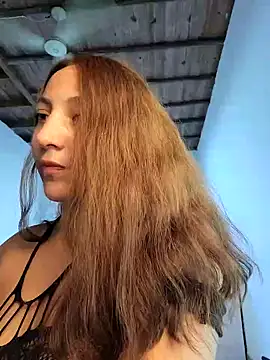 VickyHoult online show from December 2024 09:41:02 PM