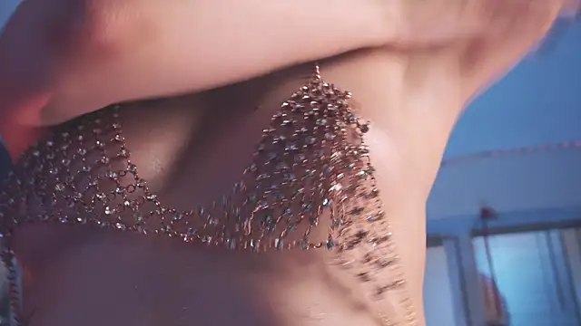 Snapshot of juby_yuby chatting on January 2025 07:53:02 PM juby yuby online show from January 2025 07:53:02 PM