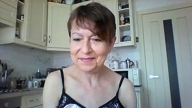 Snapshot of SwettyViktory chatting on March 2025 12:09:02 PM SwettyViktory online show from March 2025 12:09:02 PM