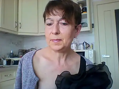 Snapshot of SwettyViktory chatting on March 2025 10:08:02 AM SwettyViktory online show from March 2025 10:08:02 AM