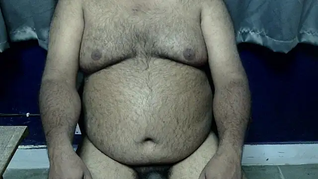 hairysubcub 70 online show from November 2025 05:45:02 PM