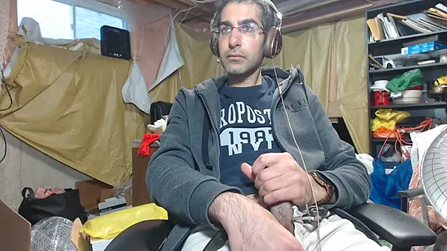 Gsmile1 online show from December 2024 08:15:01 PM