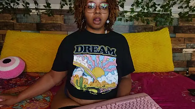 -khayaparker online show from September 2025 11:42:01 AM