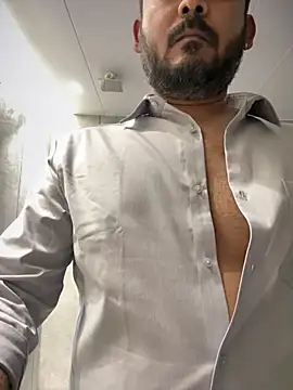 Snapshot of Spicy_aryan chatting on February 2026 10:22:02 AM Spicy aryan online show from February 2026 10:22:02 AM