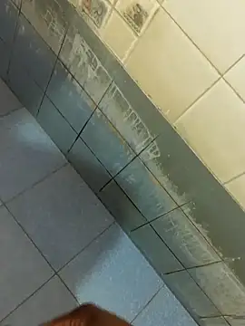 Snapshot of dinesh682 chatting on October 2025 09:48:02 PM dinesh682 online show from October 2025 09:48:02 PM