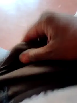 dinesh682 online show from April 2026 05:47:02 AM